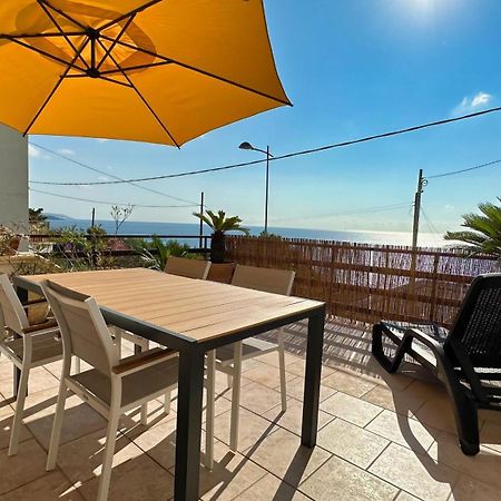Marina Di Andrano - Alisso, Casa Vista Mare Con Parcheggio Privato E Wifi Villa Екстериор снимка