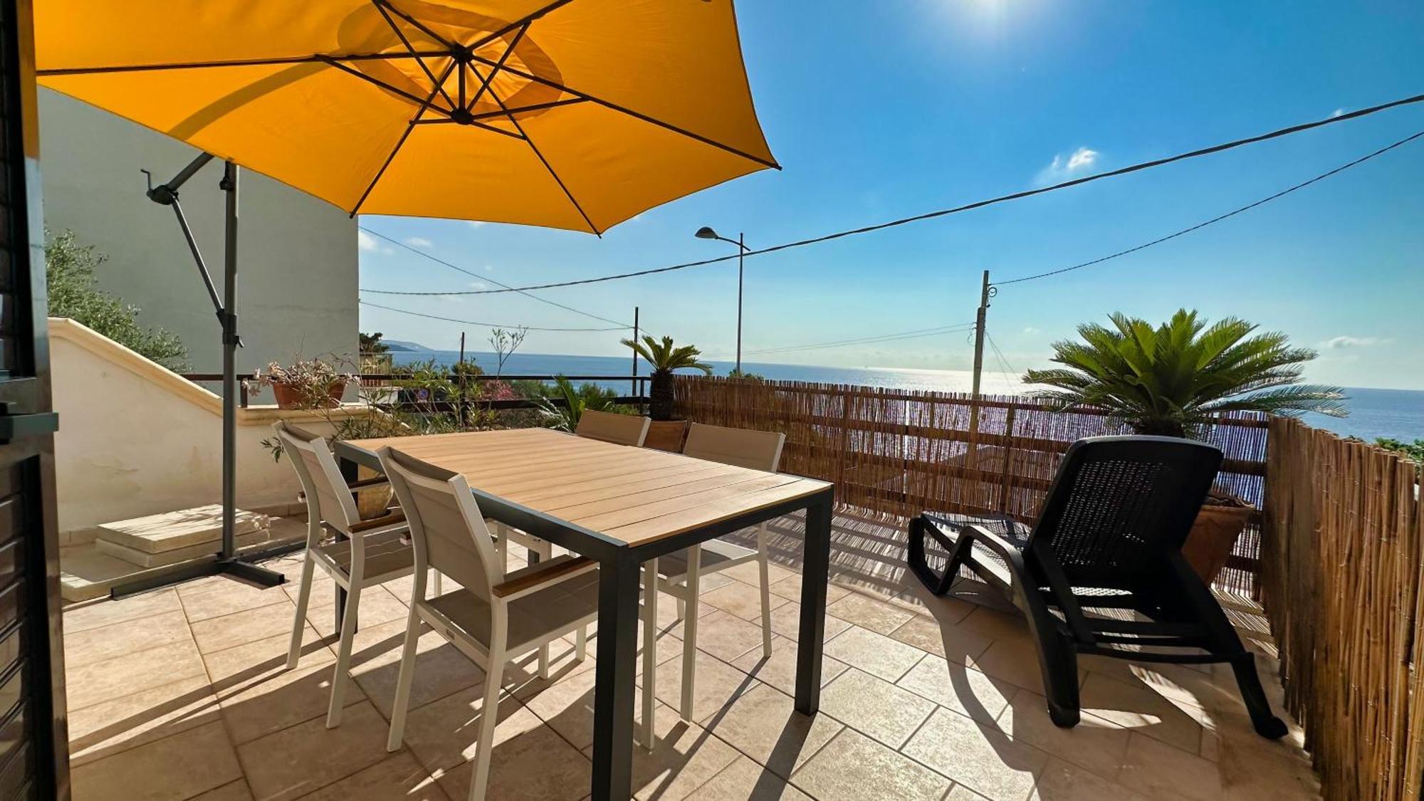 Marina Di Andrano - Alisso, Casa Vista Mare Con Parcheggio Privato E Wifi Villa Екстериор снимка